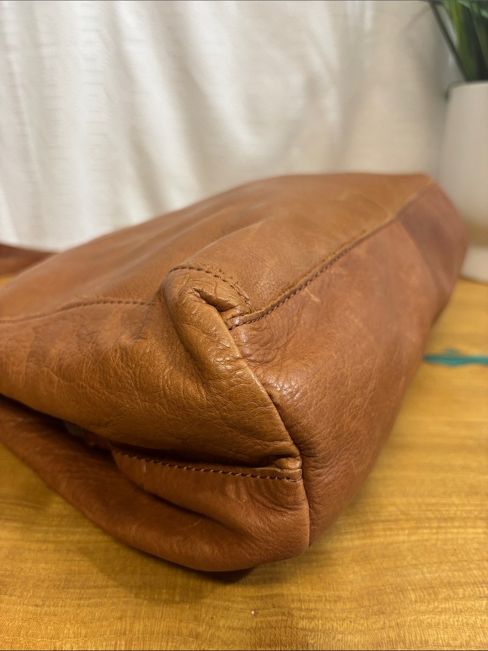 American Leather Co. Cognac Brown Genuine Leather Tote Shoulder Bag - Picture 10 of 15